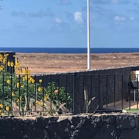 Tania - Independiente Con Piscina Privada