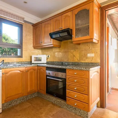 Tania - Independiente Con Piscina Privada *