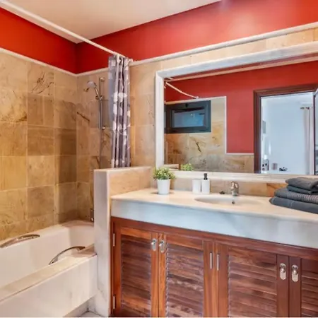 Tania - Independiente Con Piscina Privada פלאיה בלנקה